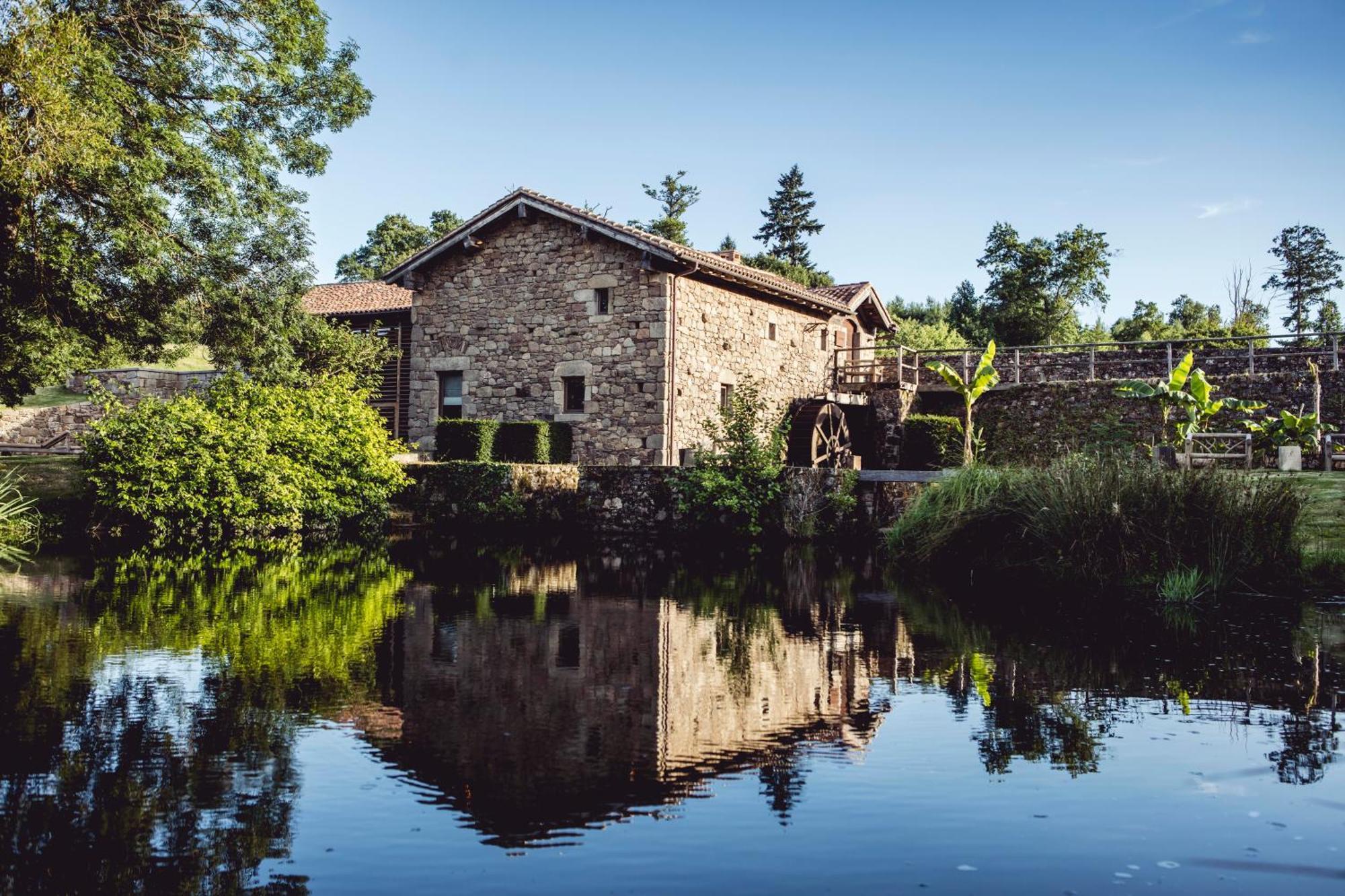 Hotel Domaine Des Etangs, Auberge Resorts Collection Massignac Exterior foto